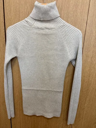 ZARA タートルネック リブニット 長袖 ベージュ S