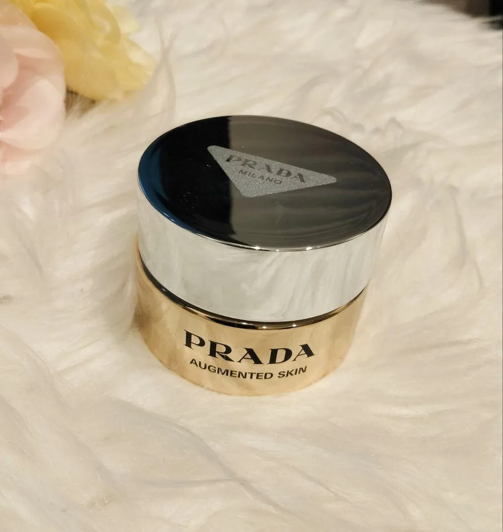 PRADA AUGMENTED SKIN クリーム 15ml