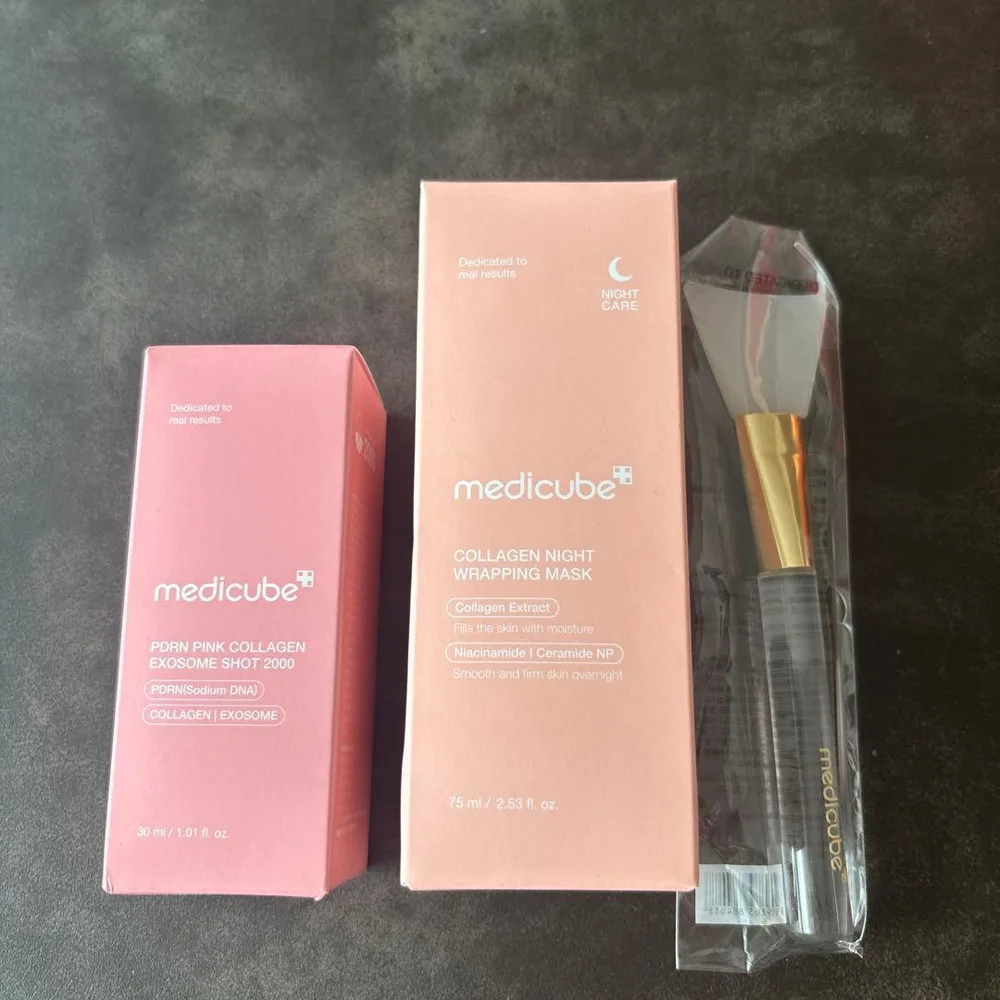 medicube COLLAGEN NIGHT WRAPPING MASK