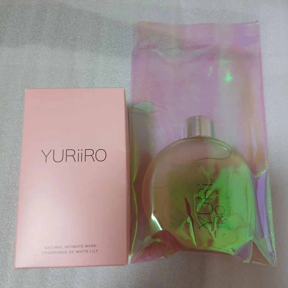 YURiiRO デュアルエッセンス ホワイトリリーの香り ユリイロオイル試し塗り