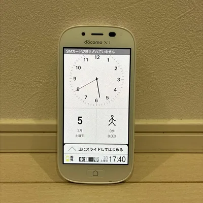 docomo F-06F らくらくスマートフォン3 本体