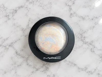 MAC ミネラライズ スキンフィニッシュ ライトスカペード フェイスパウダー