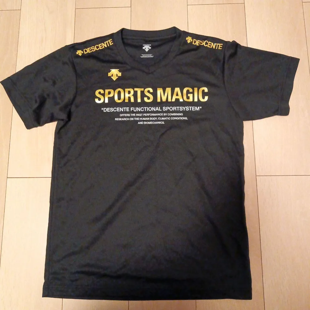 DESCENTE デサント 半袖Tシャツ SPORTS MAGICS