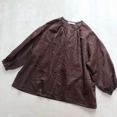 シンプリシテェ 手洗い可 / ハンカチーフカフタンブラウス 刺繍 ブラウン