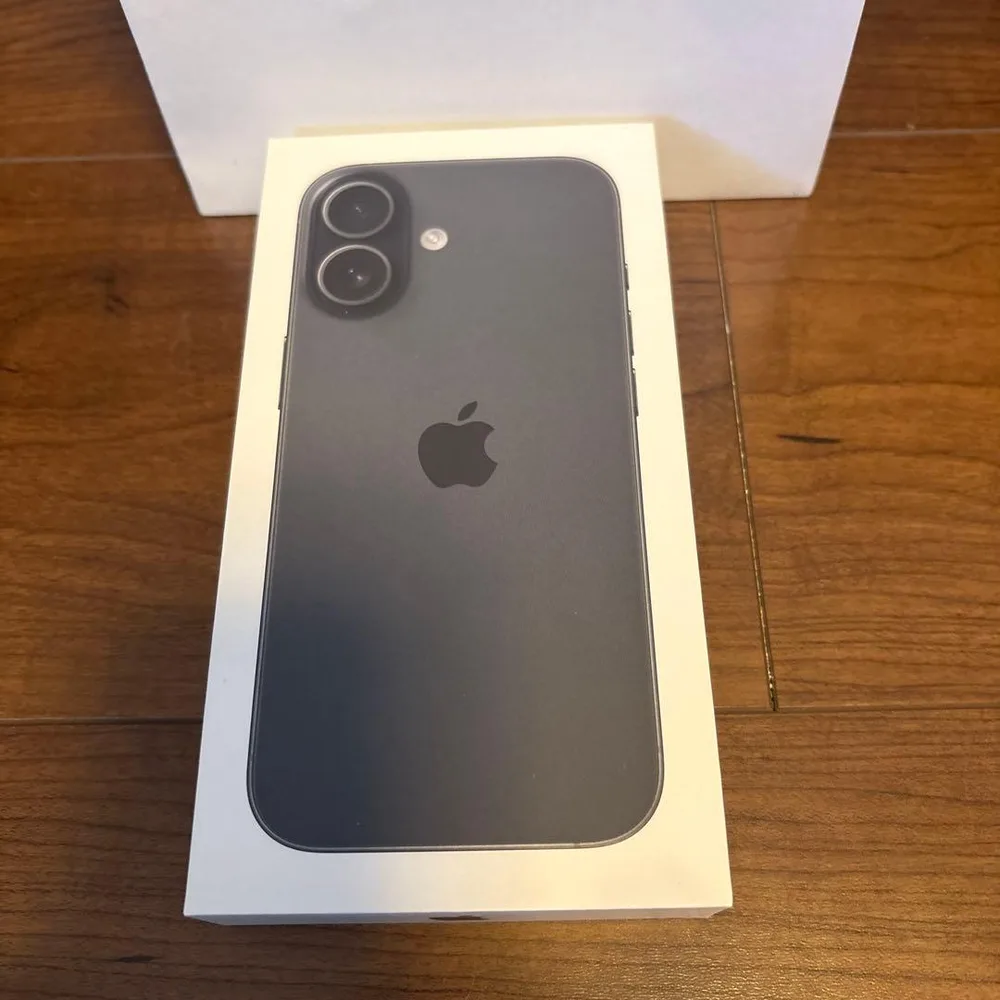 【新品未開封】iPhone17 256GB ブラック 本体