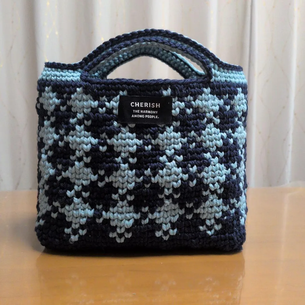 ハンドメイド ニットトートバッグ ネイビー×ライトブルー