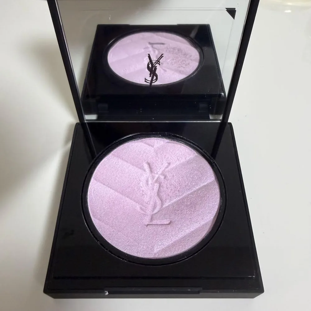 オールアワーズ ハイパールミナイザー パウダー ハイライト 69 YSL