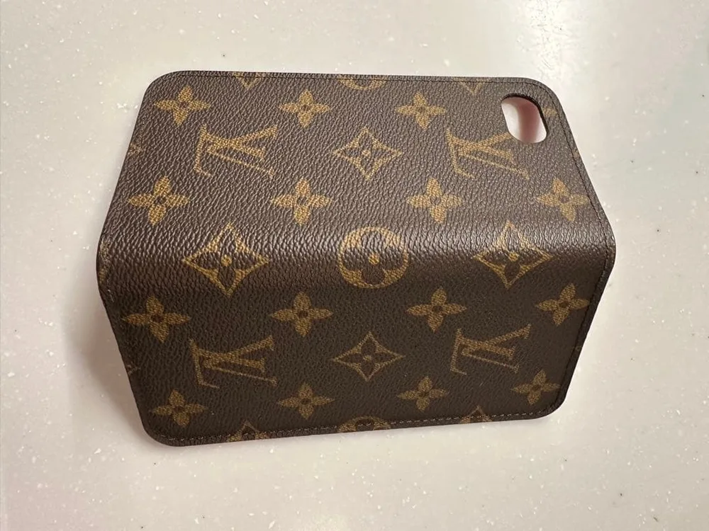 LOUIS VUITTON モノグラム iPhoneケース 美品