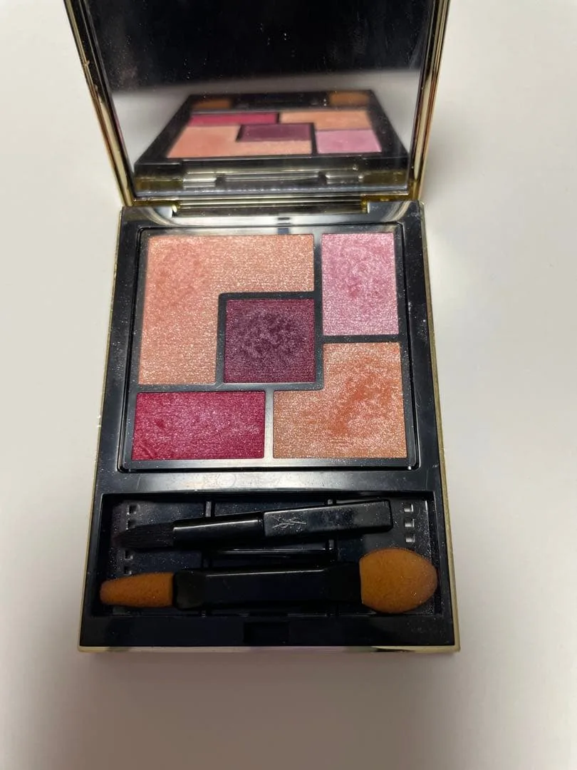 廃盤 YSL クチュール クルール パレット 9番 ラブ アイシャドウ