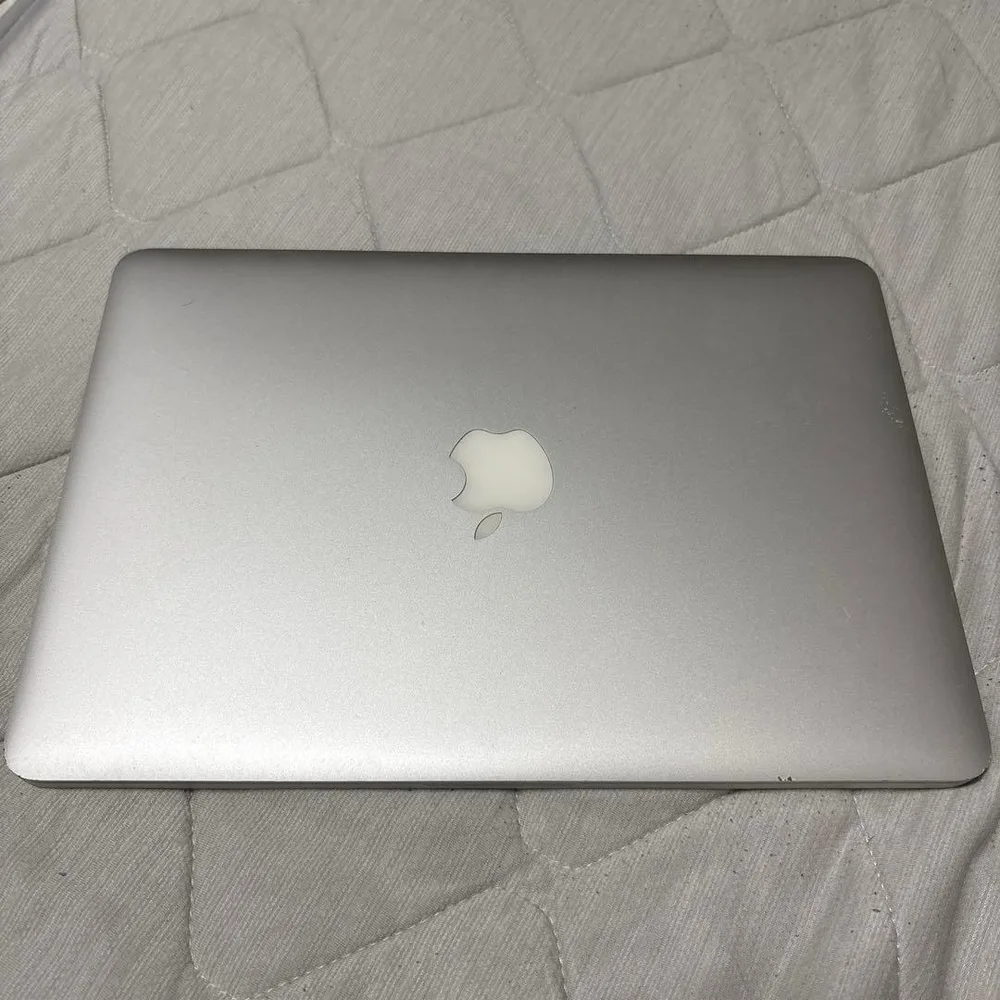 MacBook Pro Retina 13インチ(Early 2015)