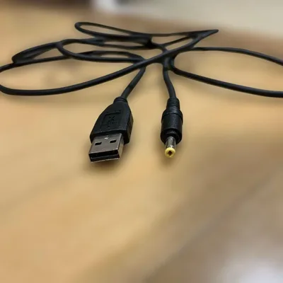 【中古】USB Type-A to DCプラグ 充電ケーブル