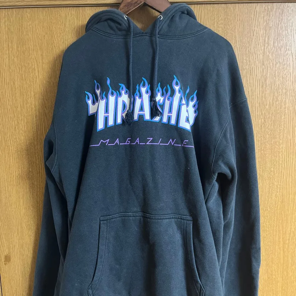 THRASHER MAGAZINE フレイムロゴ パーカー ブラック XL