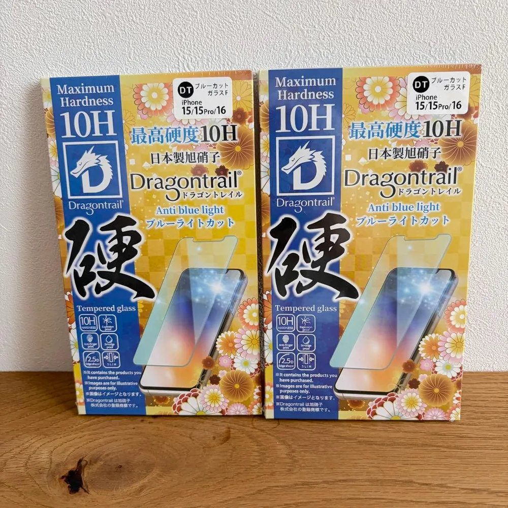 新品未使用ドラゴントレイル 保護フィルムブルーライトカット iPhone15