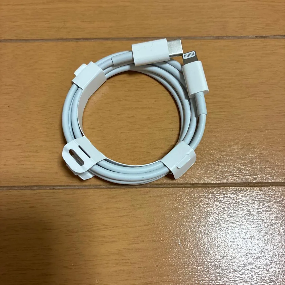 純正Apple Lightning - USB-C ケーブル