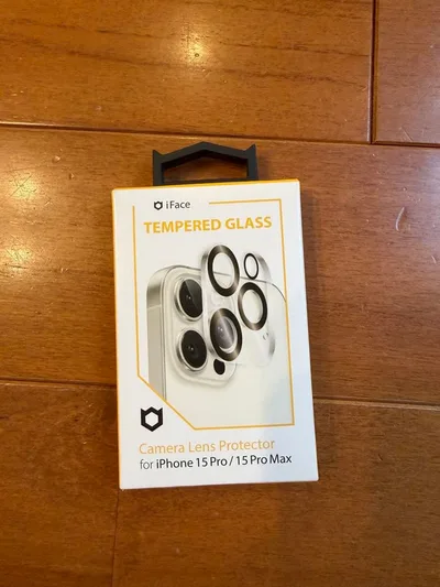 iFace iPhone 15 Pro/15 Pro Max用レンズ保護