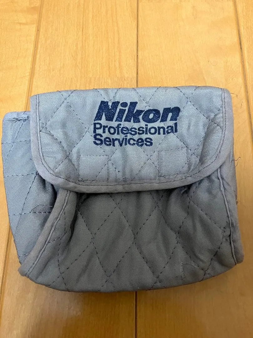 Nikon Professional Services カバー