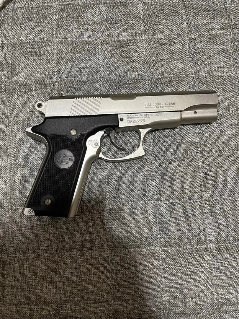COLT DOUBLE EAGLE ダブルアクションモデル