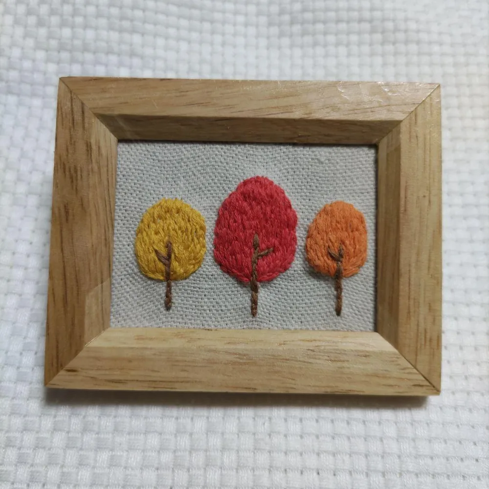 刺繍ミニフレーム 紅葉 秋 ハンドメイド