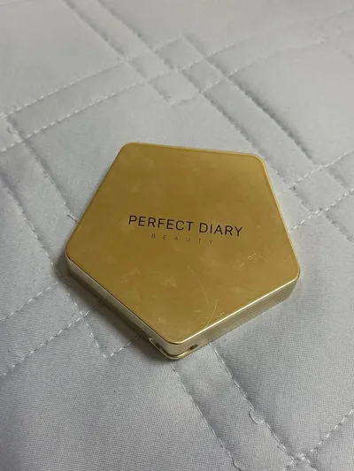 PERFECT DIARY ハイライト ゴールド