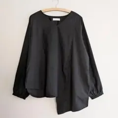 アンティカ patterntorso アシンメトリーブラウス ブラック