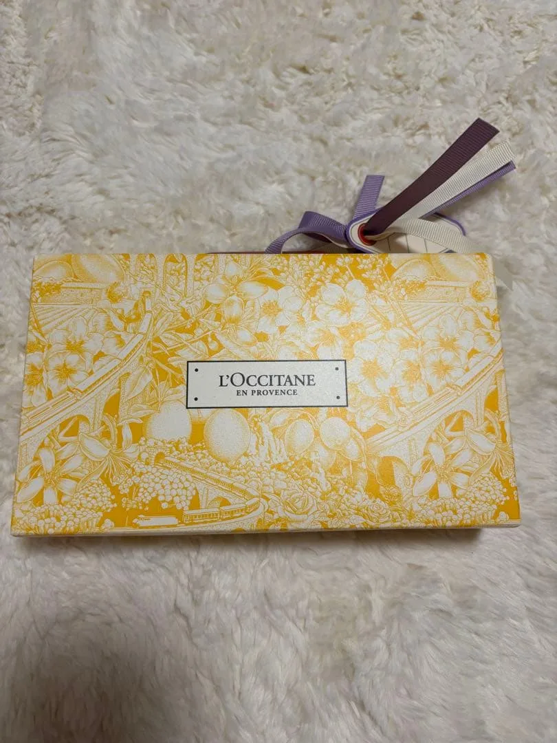 L'OCCITANE ハンドクリーム 4本セット