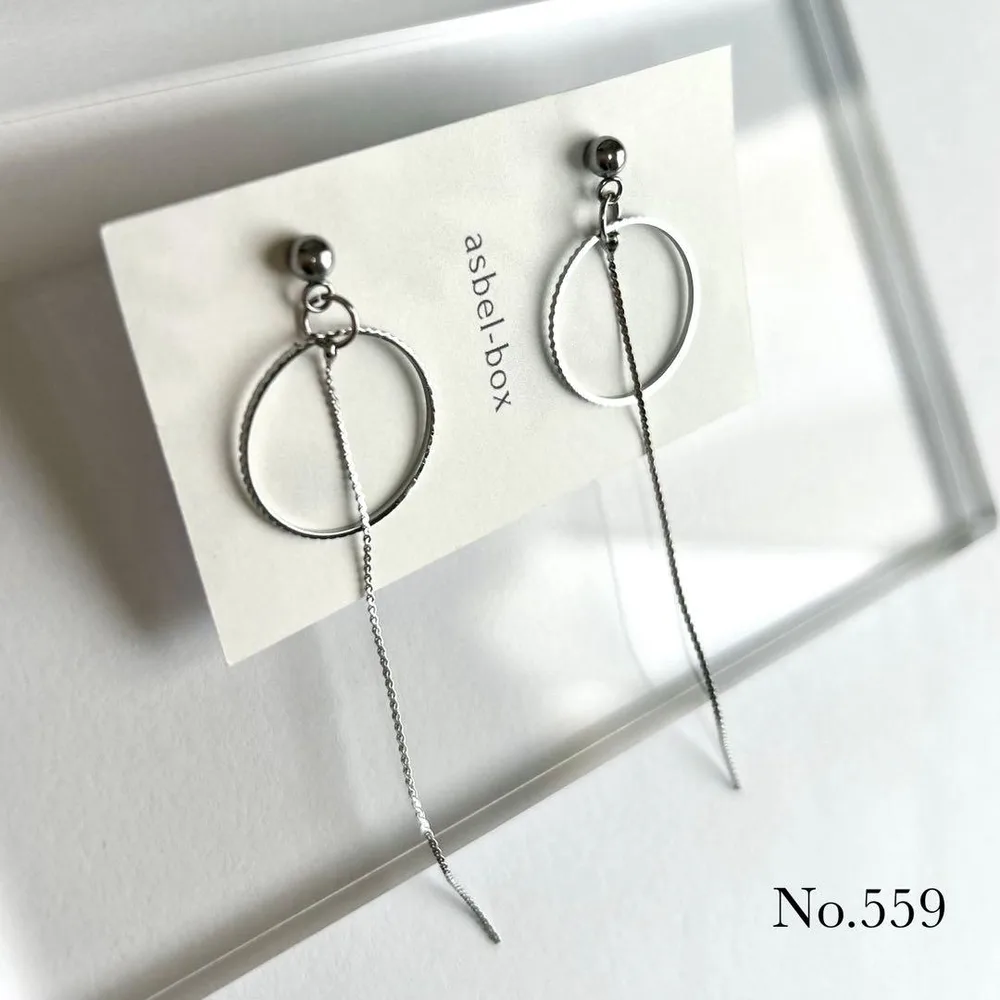 559.ピアス/イヤリング 華奢チェーン フープ 綺麗めコーデ 大人