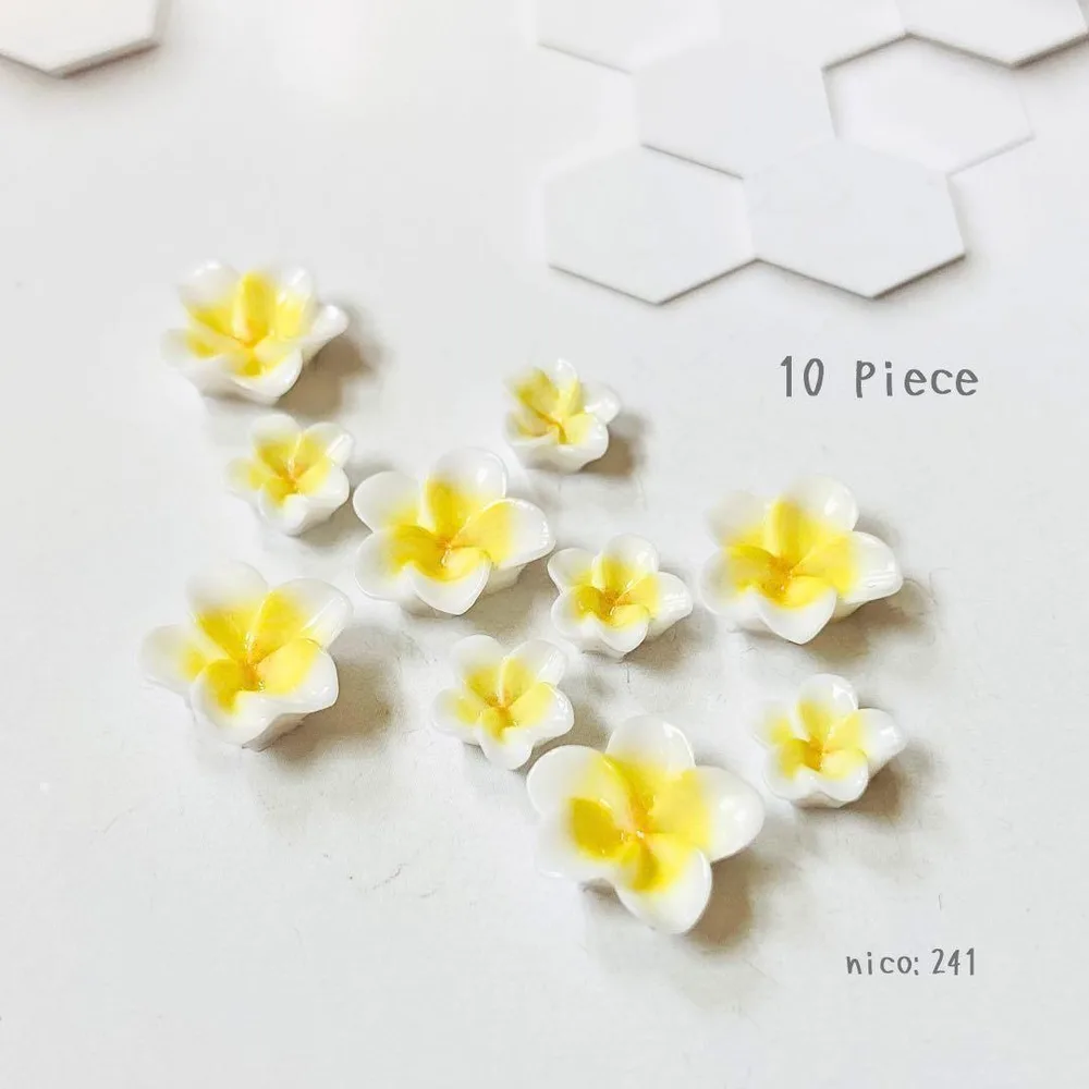 【241】ネイルパーツ フラワー 白×イエロー 量産 韓国 10piece