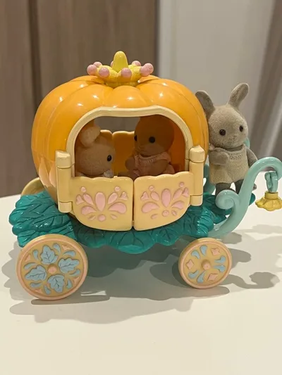 シルバニア おとぎの国馬車・赤ちゃん3体まとめ ねんねとハイハイ