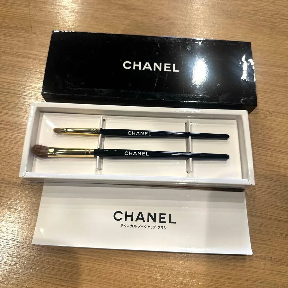 CHANEL テクニカル メークアップ ブラシ 2本セット