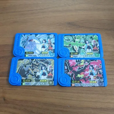 ชุดสมบัติ Pokemon Friend Six Heroes 4 ชิ้น