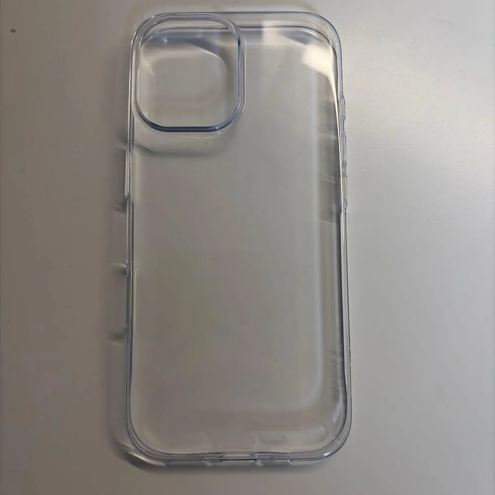 TORRAS iPhone17用ケース