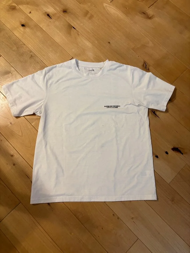 ALONE ON THE WALL Tシャツ ホワイト L
