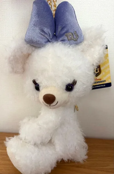 ディズニーストア❤︎ユニベアシティ❤︎デイジー❤︎プラッシュポーチ