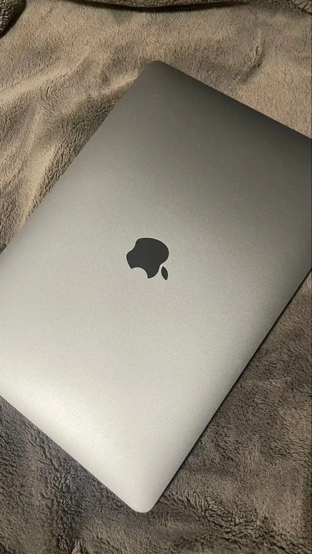 MacBook Air 2020・Core i3・8GB・256GB