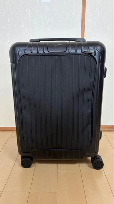 【美品】RIMOWAリモワ エッセンシャルスリーブ マット ブラック 37L