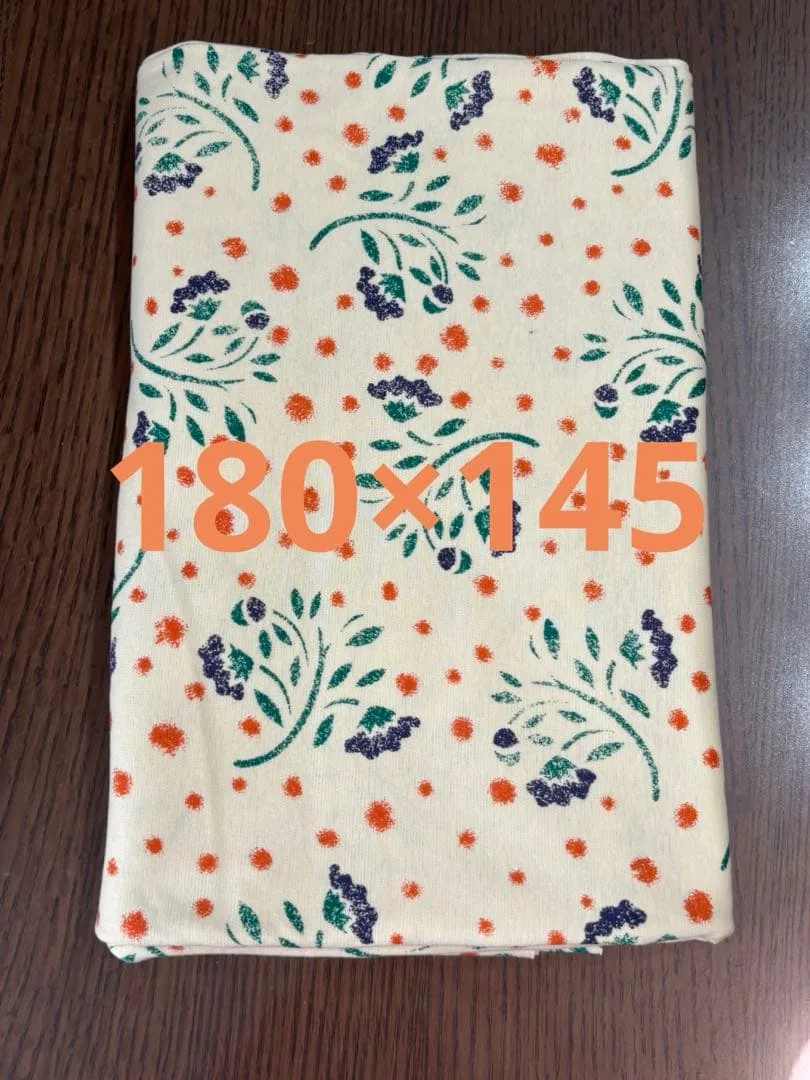 昭和レトロ 当時品】生成り色・赤ドットベース 草花ヴィンテージ 布地