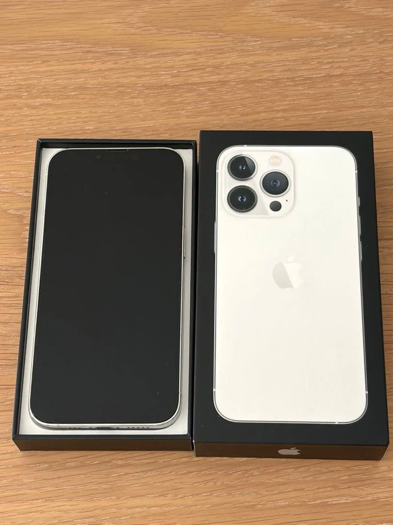 Apple iPhone 13 Pro 本体 シルバー SIMフリー