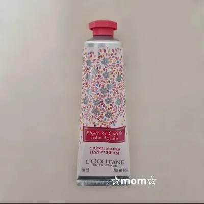 【新品・未使用】LOCCITANE チェリースパークル ハンドクリーム 30ml