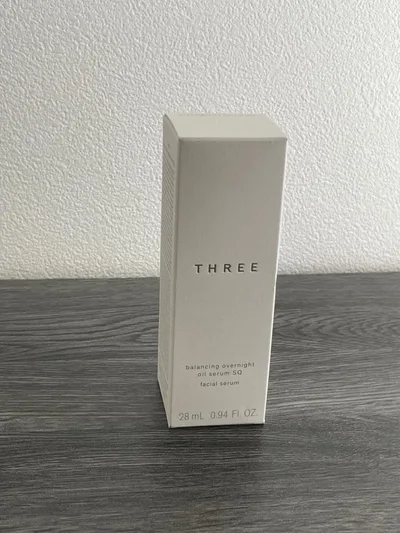 THREE バランシング オーバーナイト オイルセラム SQ 28mL
