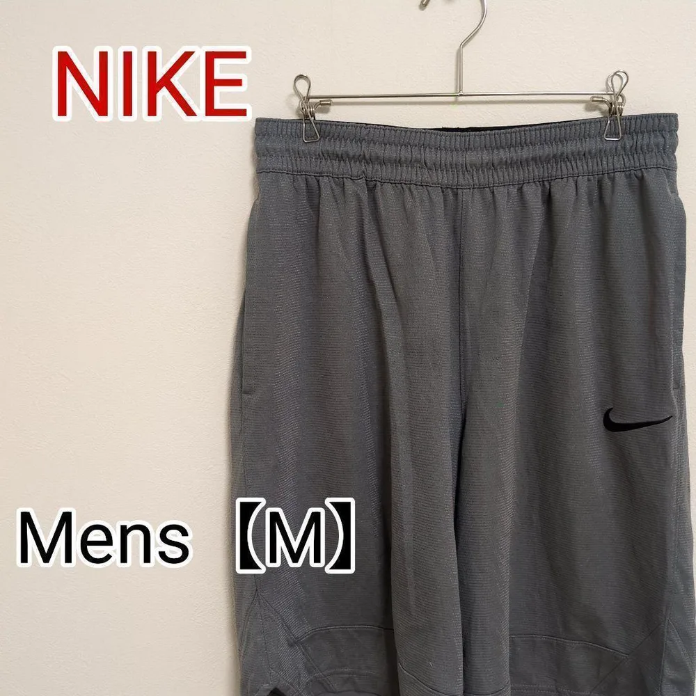 D121【US輸入】NIKE(ナイキ) ショートパンツ【メンズМ】グレー