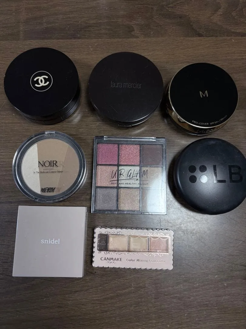 送料無料 コスメ まとめ売り CHANEL LAURA MERCIER等