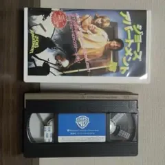 เทปวิดีโอ VHS ของ Joe's Apartment