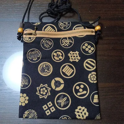家紋柄ポシェット