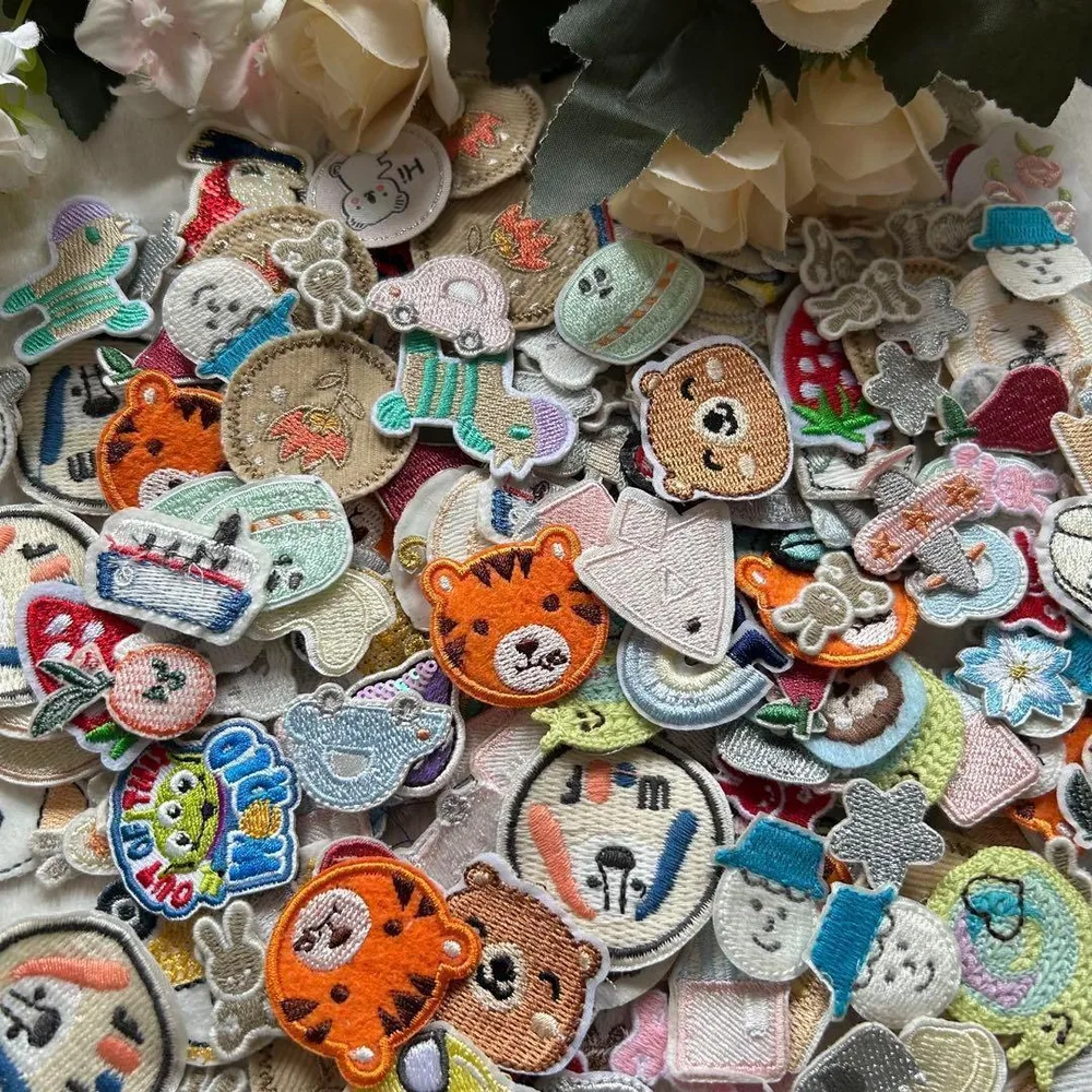 ワッペン キャラクター 手芸 縫い付け デコパーツ パッチ
