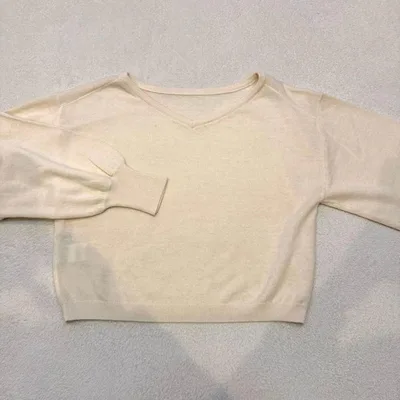 URBAN RESEARCH Vネックセーター カシミヤ ホワイト