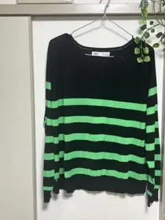 美品 ZARA ボーダー柄 ニット ブラック×グリーン