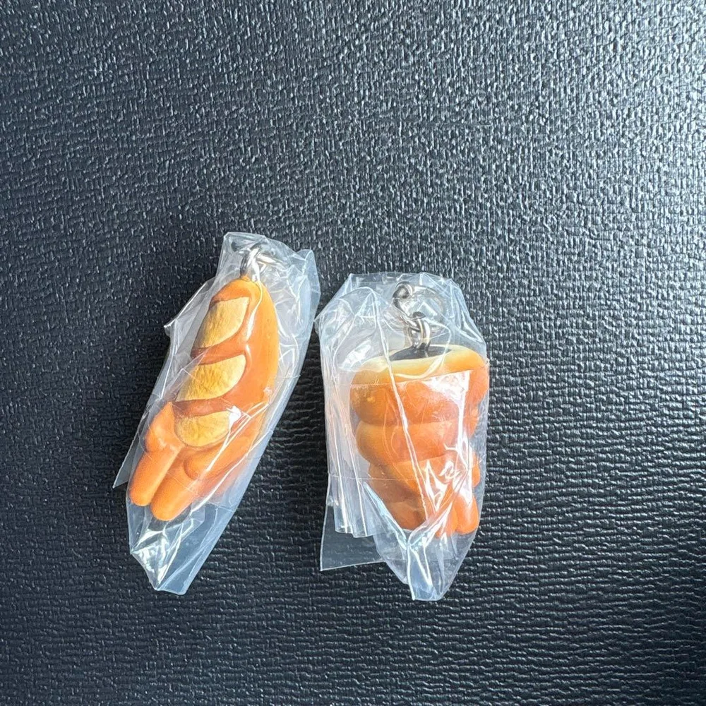 まちぼうけ パンの場合 めじるしアクセサリー(フランスパン、チョココロネ)
