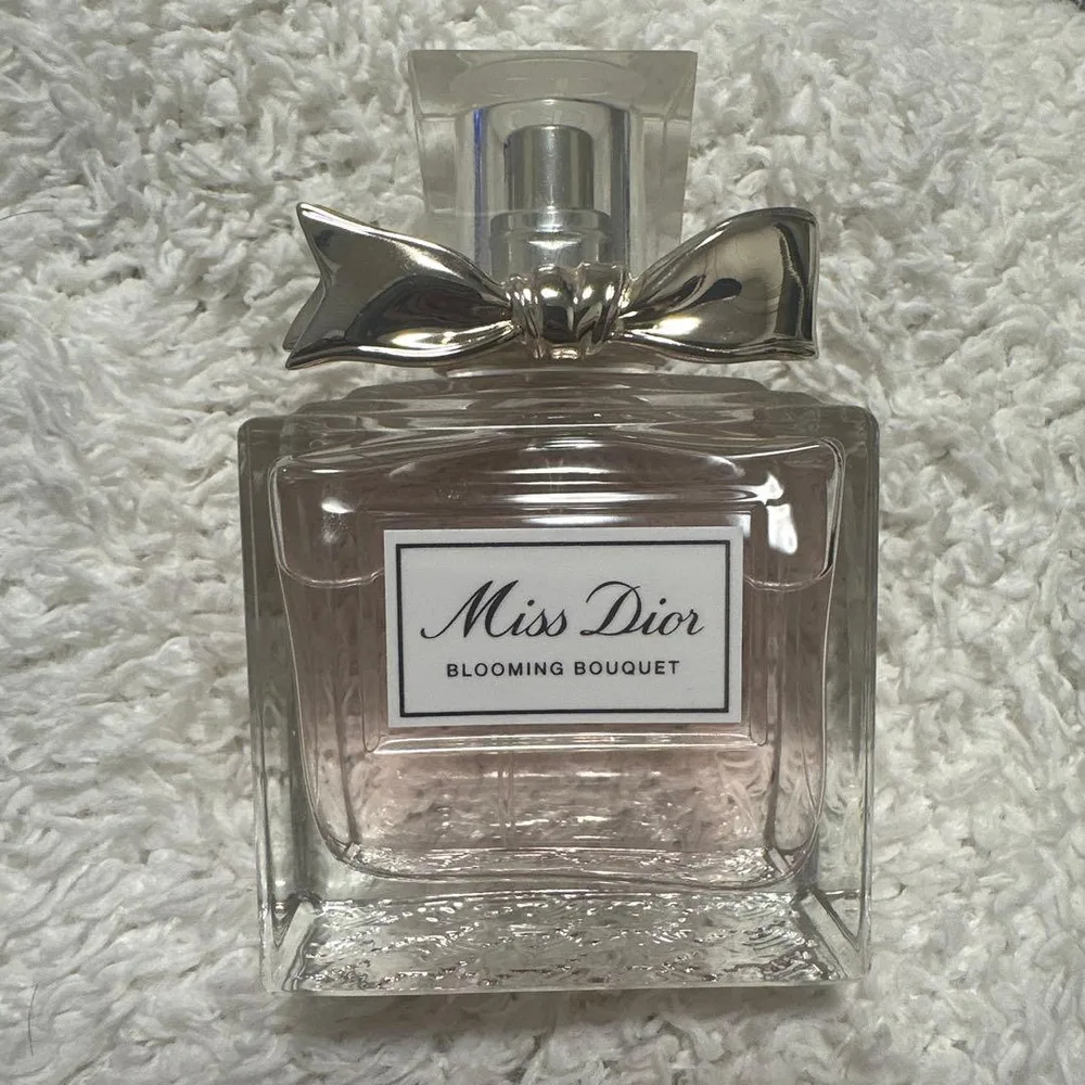【未使用】Diorミスディオールブルーミングブーケオードゥトワレ50mL