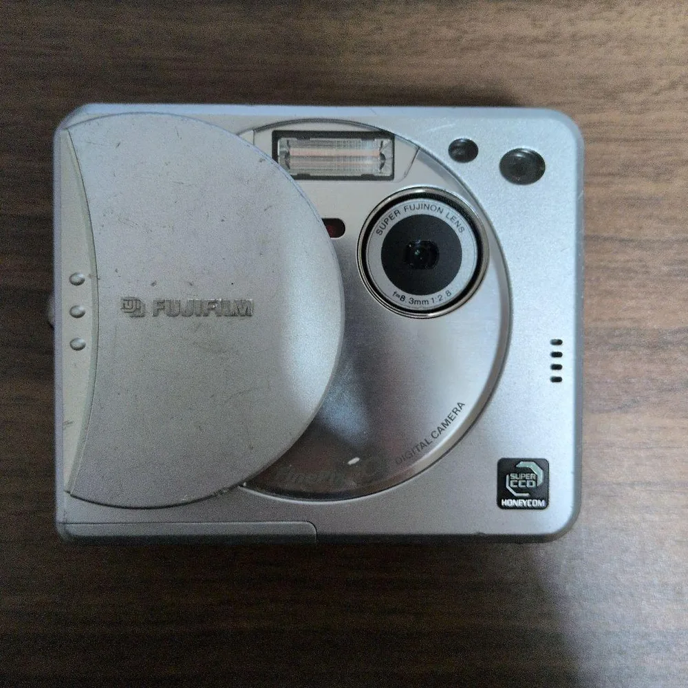 (動作未確認)FinePix50i カメラ コンデジ デジカメ