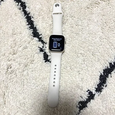 Apple Watch SE3 本体 充電器とベルト付き